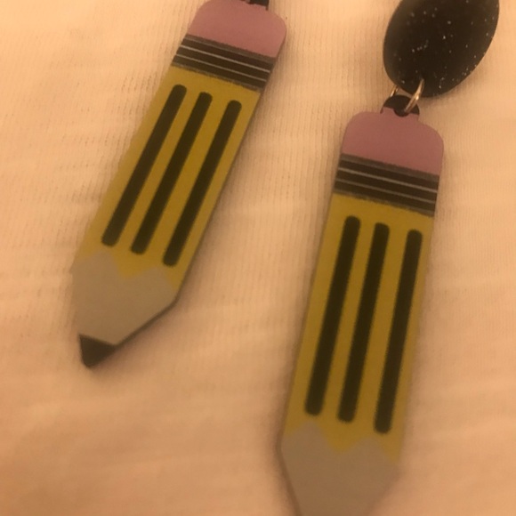 Earrings - Picture 2 of 4